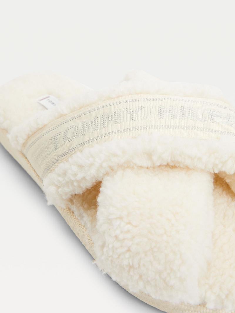 Női Tommy Hilfiger Crisscross Sherpa Papucs Slide Fehér | HU 615CTV